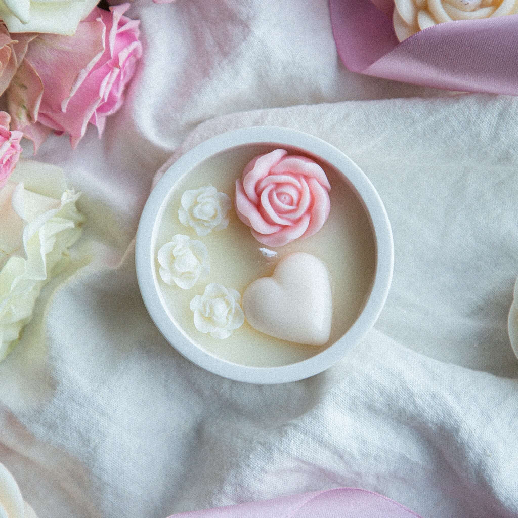 Romantic Soy Wax Candle in Gypsum Jar with Rose & Heart Embeds | Handmade & Scented - LILELE STUDIO