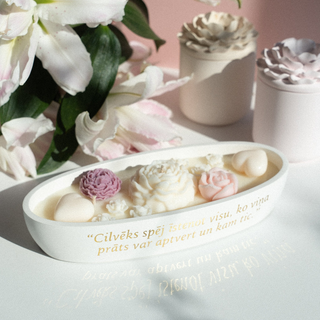 Aromātiska sojas vaska svece ar uzrakstu