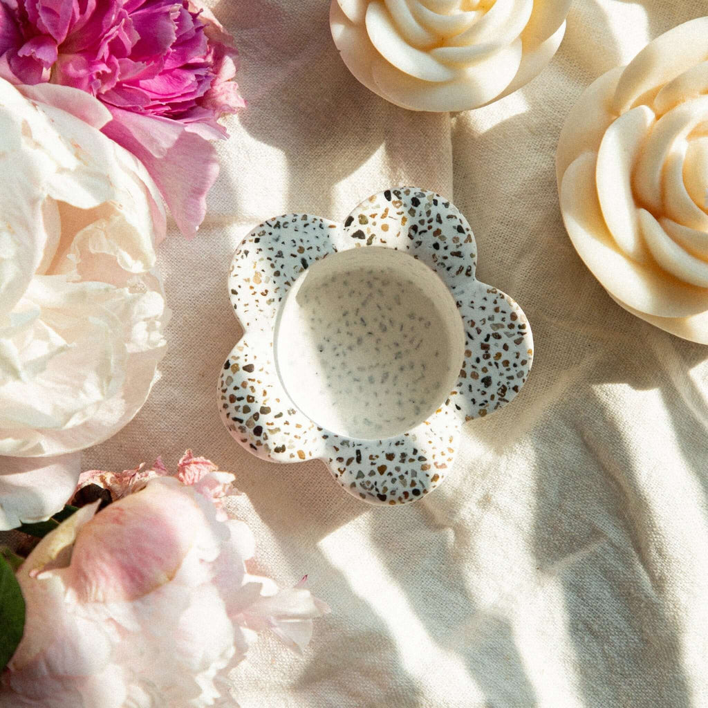 Tējas sveču turētājs no ģipša un grants akmentiņiem | Roku darbs - LILELE STUDIO